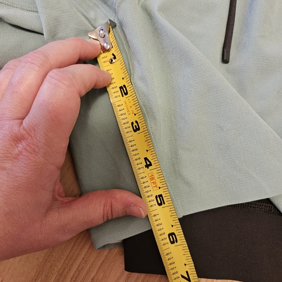 Lululemon Men's Surge Lined Shorts 6" Inseam Running Athletic, sz S - Picture 6 of 13